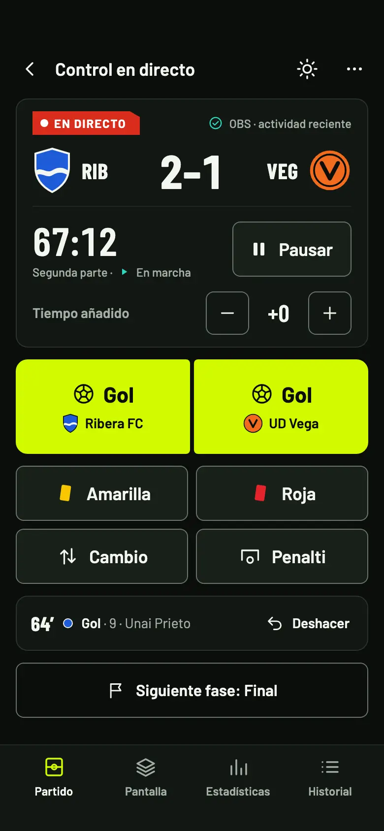 Control en directo en el móvil, con el marcador, el reloj y los botones de gol